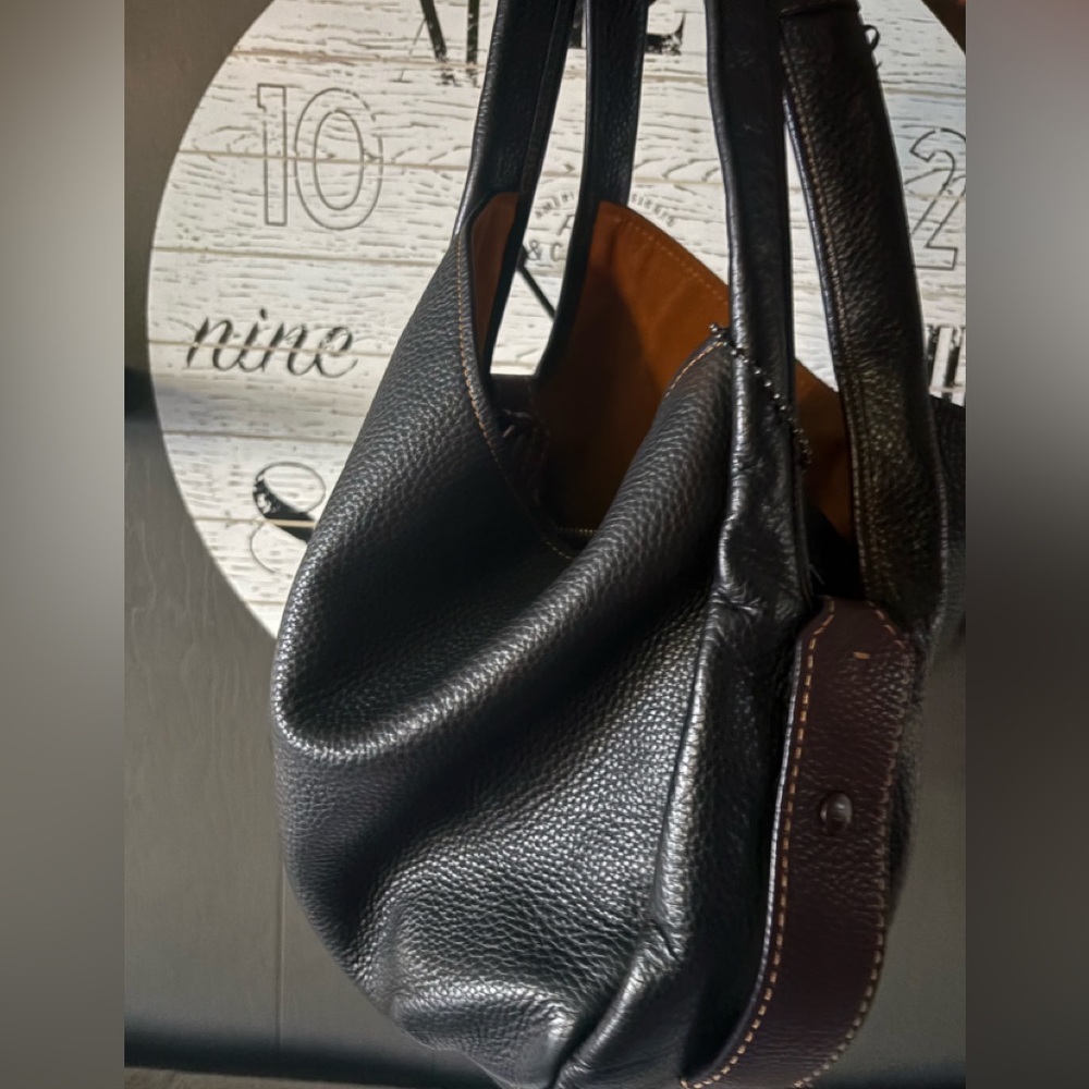 Elegant Black Leather Tote Bag